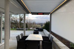 Lamellendach Renson Algarve mit Screen, LED und Heizstrahler